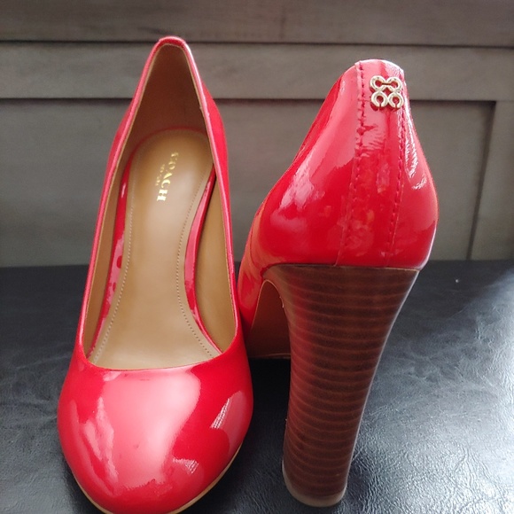 NWOT Coach "Carnelian" Patent Leather Heels - Picture 3 of 6